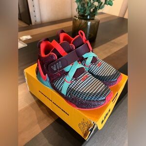 BOYS' NIKE BIG KIDS LEBRON WITNESS VII SE BASKETBALL SHOES